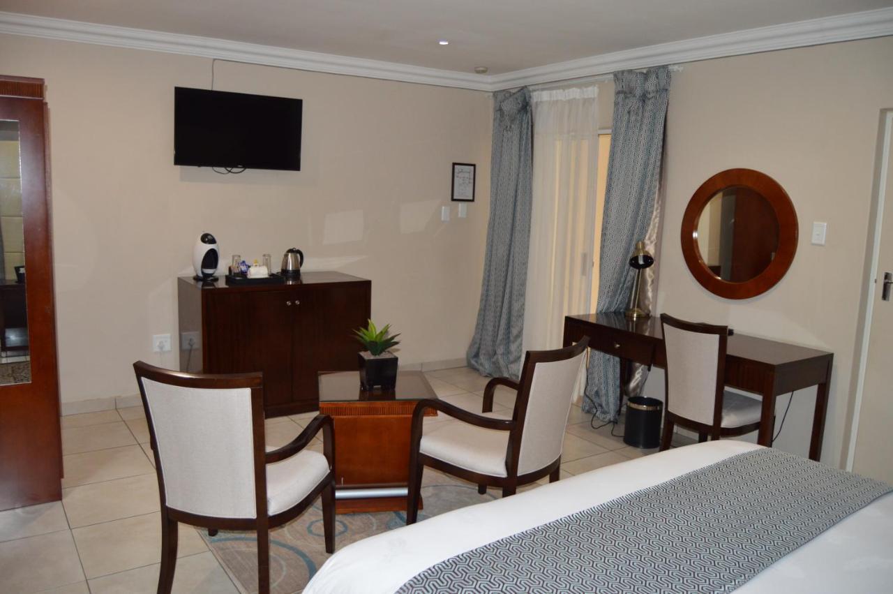 באנוני Lakeview Boutique Hotel & Conference Center מראה חיצוני תמונה